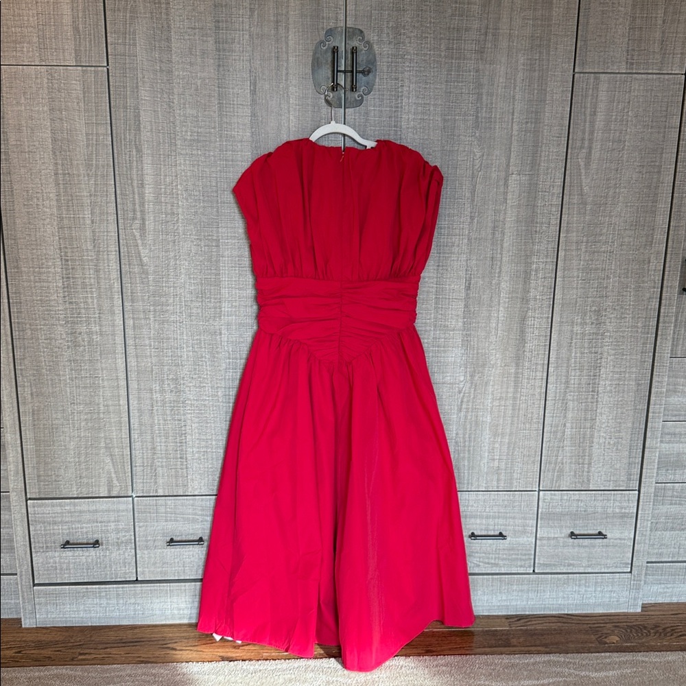 Micas‎ Solid Ruched Maxi Dress - Picture 4 of 17